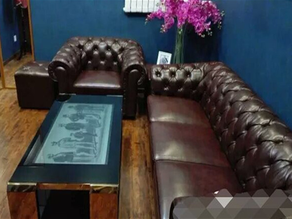 欧铂门服饰42寸触摸茶几项目