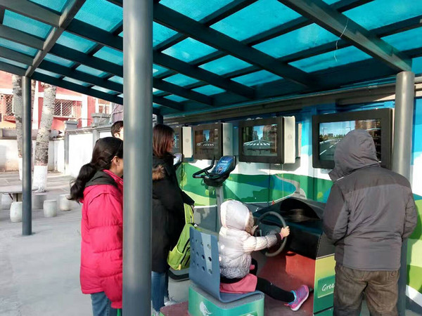 北京某公园32寸户外广告机项目